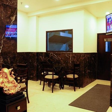Hotel Jullundur 18 Чандигарх Экстерьер фото